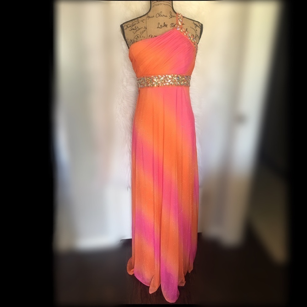 💖🧡✨Gorgeous Pink & Orange Prom Dress!💖🧡✨